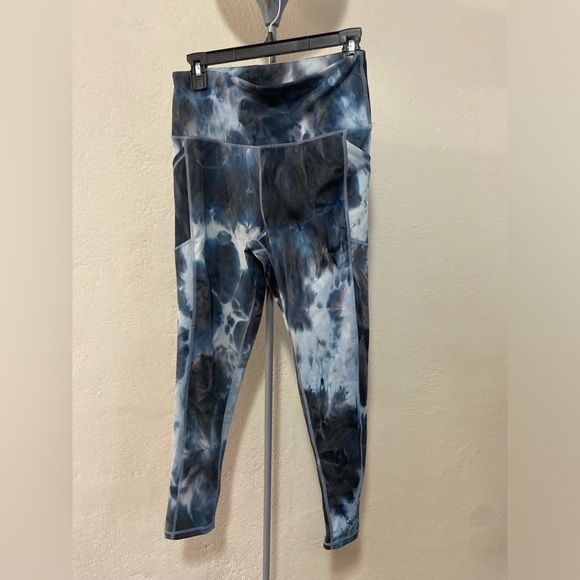 Aeropostale || blue tye dye leggings with pockets - Picture 1 of 6